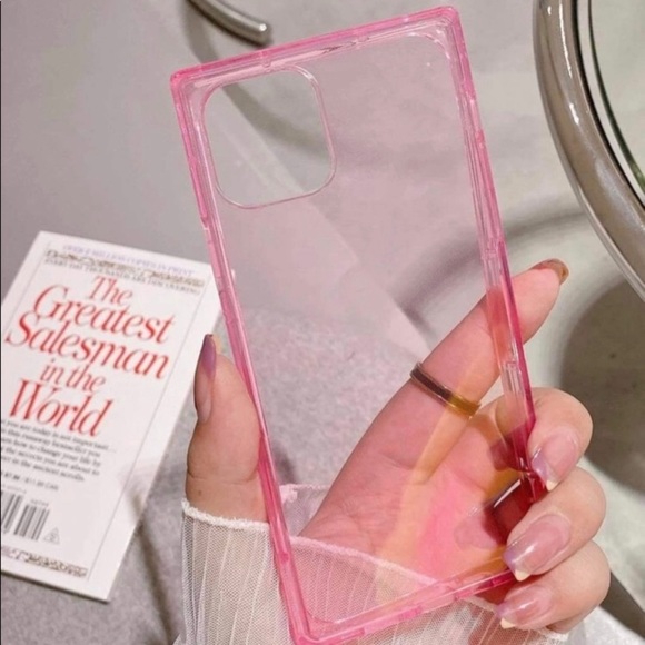 Solid square iPhone 12 case - Picture 4 of 5